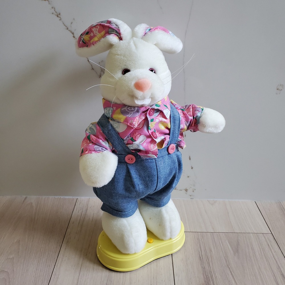 Hip‎ Swinging Easter Bunny Animated Plush 1998 Tested Works With Box Vintage